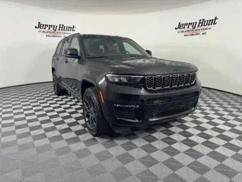 More photos of 2024 Jeep Grand Cherokee L Summit at Jerry Hunt Supercenter - Salisbury, NC