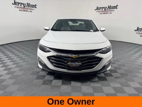 More photos of 2022 Chevrolet Malibu LT at Jerry Hunt Supercenter - Salisbury, NC