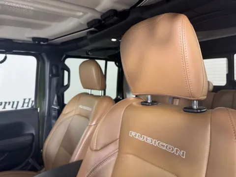 More photos of 2022 Jeep Gladiator Rubicon at Jerry Hunt Supercenter - Salisbury, NC
