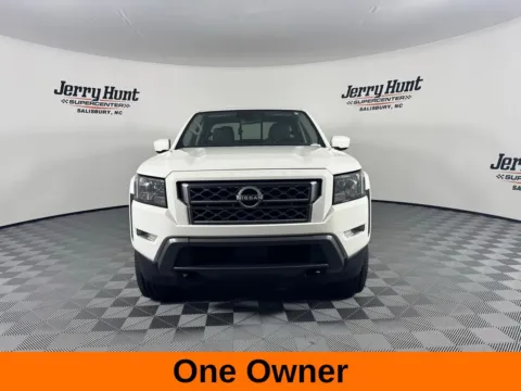 More photos of 2024 Nissan Frontier SV at Jerry Hunt Supercenter - Salisbury, NC