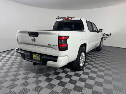 More photos of 2024 Nissan Frontier SV at Jerry Hunt Supercenter - Salisbury, NC