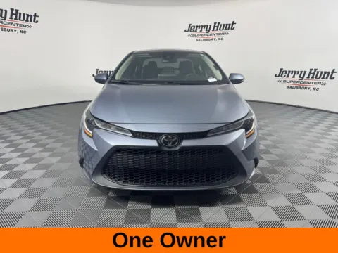 More photos of 2022 Toyota Corolla LE at Jerry Hunt Supercenter - Salisbury, NC