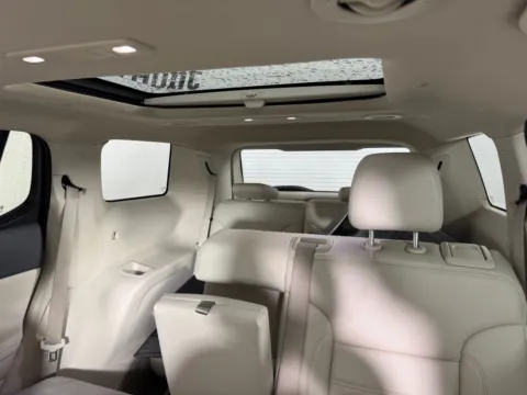 More photos of 2022 GMC Acadia Denali at Jerry Hunt Supercenter - Salisbury, NC