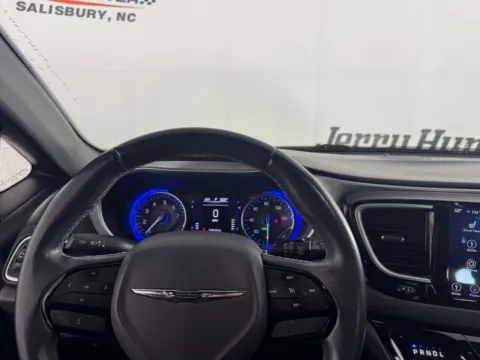 Photos of 2018 Chrysler Pacifica Touring L for sale in Salisbury, NC at Jerry Hunt Supercenter - Salisbury