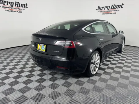 More photos of 2020 Tesla Model 3 Long Range at Jerry Hunt Supercenter - Salisbury, NC