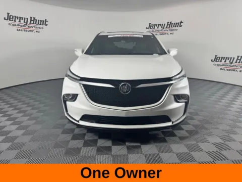 More photos of 2022 Buick Enclave Essence at Jerry Hunt Supercenter - Salisbury, NC