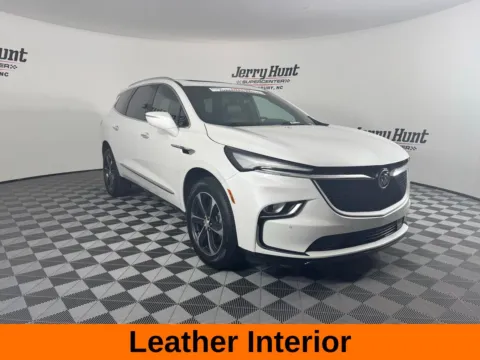 More photos of 2022 Buick Enclave Essence at Jerry Hunt Supercenter - Salisbury, NC