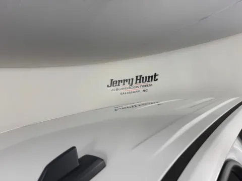 More photos of 2023 GMC Sierra 1500 SLE at Jerry Hunt Supercenter - Salisbury, NC