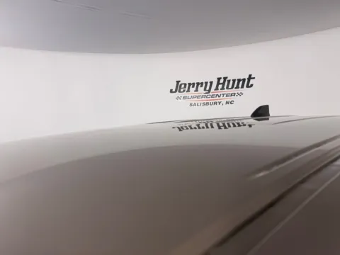 More photos of 2022 Nissan Frontier PRO-X at Jerry Hunt Supercenter - Salisbury, NC