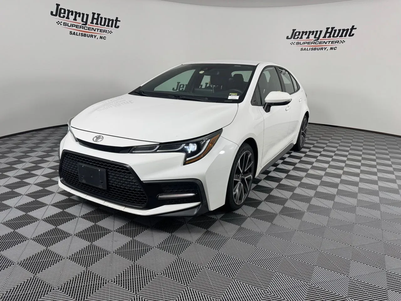 White 2020 Toyota Corolla SE for sale in Salisbury, NC