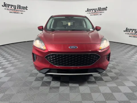 More photos of 2021 Ford Escape SE at Jerry Hunt Supercenter - Salisbury, NC