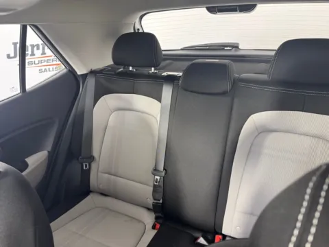 More photos of 2024 Hyundai Venue SEL at Jerry Hunt Supercenter - Salisbury, NC