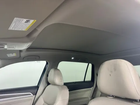 More photos of 2022 Volkswagen Atlas 3.6L V6 SE w/Technology at Jerry Hunt Supercenter - Salisbury, NC
