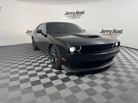 More photos of 2022 Dodge Challenger GT at Jerry Hunt Supercenter - Salisbury, NC