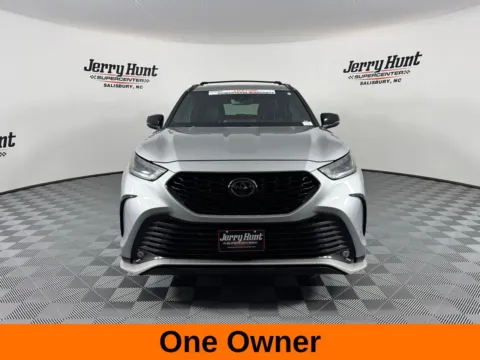 More photos of 2023 Toyota Highlander XSE at Jerry Hunt Supercenter - Salisbury, NC