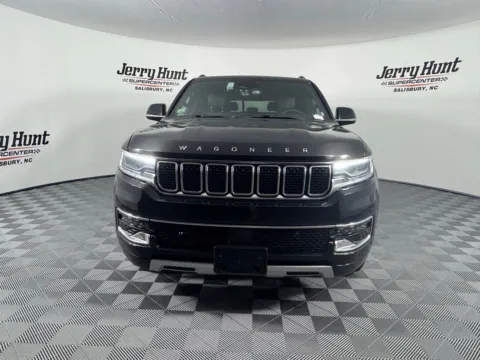 More photos of 2023 Jeep Wagoneer L Series II at Jerry Hunt Supercenter - Salisbury, NC