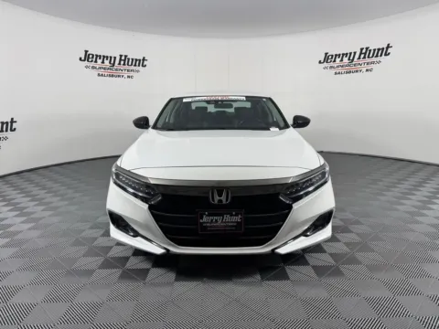 More photos of 2022 Honda Accord Sport Special Edition at Jerry Hunt Supercenter - Salisbury, NC