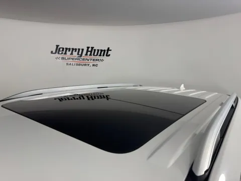 More photos of 2020 Ford Explorer Limited at Jerry Hunt Supercenter - Salisbury, NC