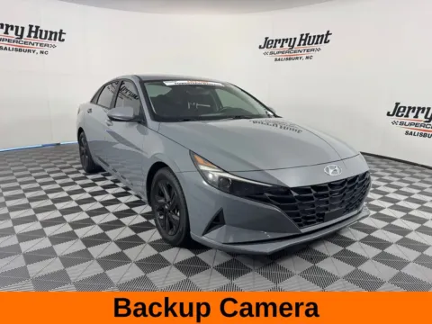 More photos of 2022 Hyundai Elantra SEL at Jerry Hunt Supercenter - Salisbury, NC