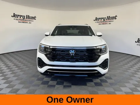More photos of 2025 Volkswagen Atlas Cross Sport 2.0T SEL Premium R-Line at Jerry Hunt Supercenter - Salisbury, NC