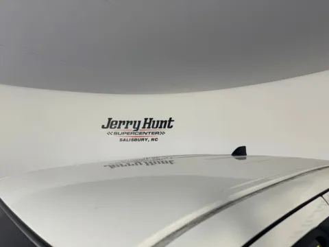 More photos of 2023 Nissan Frontier PRO-4X at Jerry Hunt Supercenter - Salisbury, NC