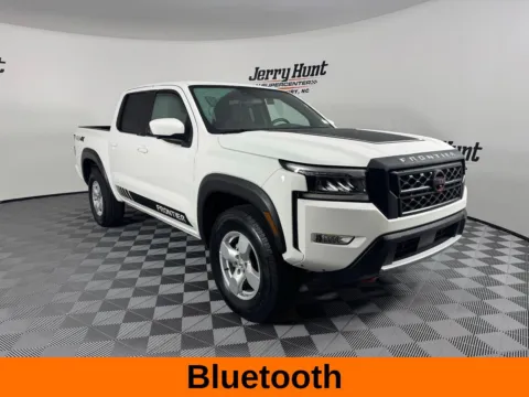 More photos of 2023 Nissan Frontier PRO-4X at Jerry Hunt Supercenter - Salisbury, NC