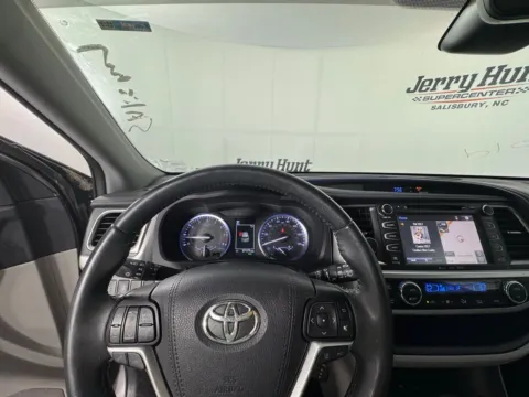 Photos of 2019 Toyota Highlander Limited for sale in Salisbury, NC at Jerry Hunt Supercenter - Salisbury