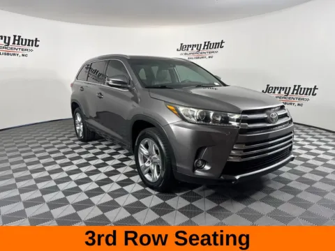 More photos of 2019 Toyota Highlander Limited at Jerry Hunt Supercenter - Salisbury, NC