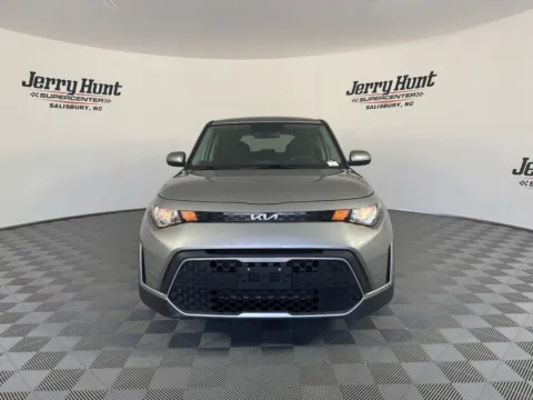 More photos of 2024 Kia Soul LX at Jerry Hunt Supercenter - Salisbury, NC