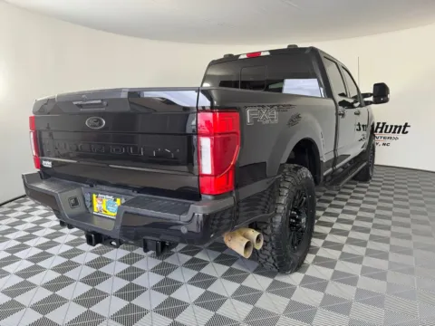 More photos of 2022 Ford F-250SD Lariat at Jerry Hunt Supercenter - Salisbury, NC