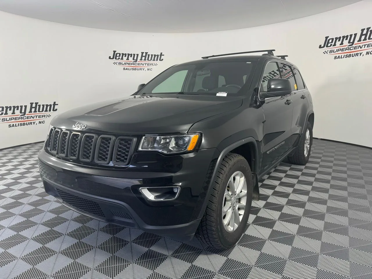 Black 2021 Jeep Grand Cherokee Laredo E for sale in Salisbury, NC