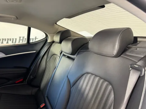 More photos of 2022 Genesis G70 2.0T at Jerry Hunt Supercenter - Salisbury, NC