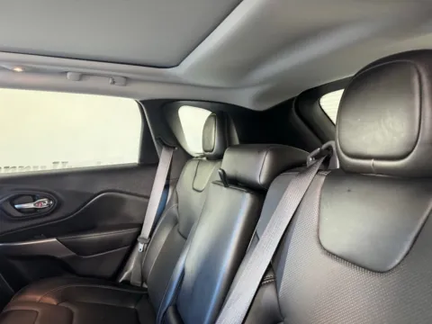 More photos of 2022 Jeep Cherokee Limited at Jerry Hunt Supercenter - Salisbury, NC