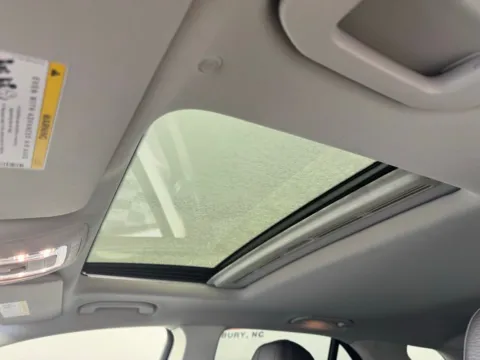 More photos of 2021 Mercedes-Benz GLE 350 at Jerry Hunt Supercenter - Salisbury, NC