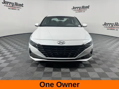 More photos of 2022 Hyundai Elantra SEL at Jerry Hunt Supercenter - Salisbury, NC