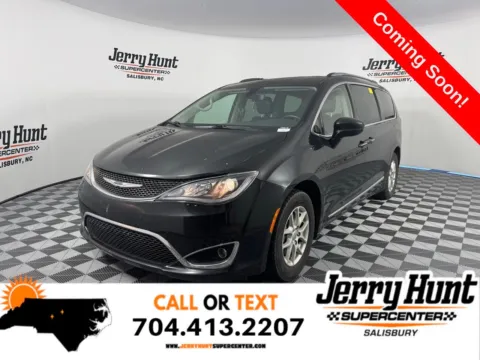 Black 2020 Chrysler Pacifica Touring L for sale in Salisbury, NC