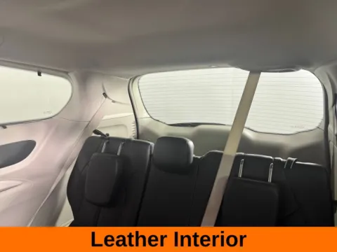 More photos of 2020 Chrysler Pacifica Touring L at Jerry Hunt Supercenter - Salisbury, NC