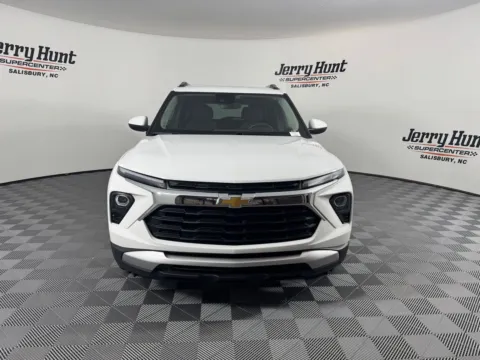 More photos of 2024 Chevrolet TrailBlazer LT at Jerry Hunt Supercenter - Salisbury, NC