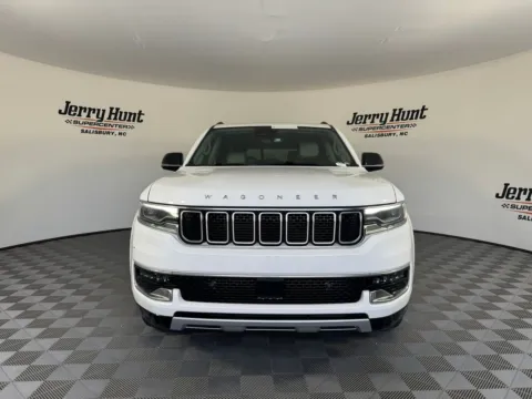 More photos of 2023 Jeep Wagoneer L Series II at Jerry Hunt Supercenter - Salisbury, NC