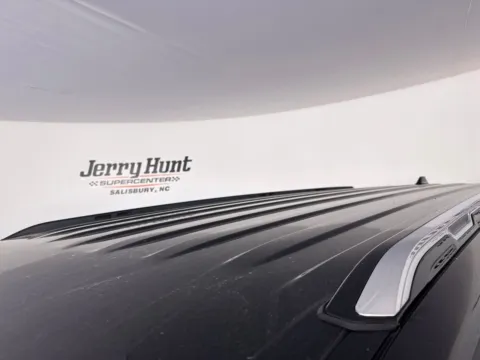 More photos of 2023 Jeep Wagoneer L Series II at Jerry Hunt Supercenter - Salisbury, NC