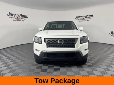 More photos of 2024 Nissan Frontier SV at Jerry Hunt Supercenter - Salisbury, NC