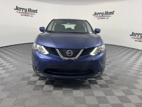 More photos of 2019 Nissan Rogue Sport S at Jerry Hunt Supercenter - Salisbury, NC