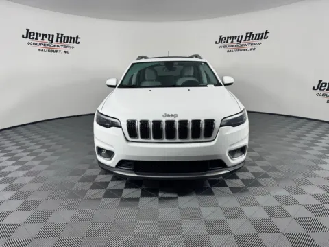 More photos of 2019 Jeep Cherokee Limited at Jerry Hunt Supercenter - Salisbury, NC