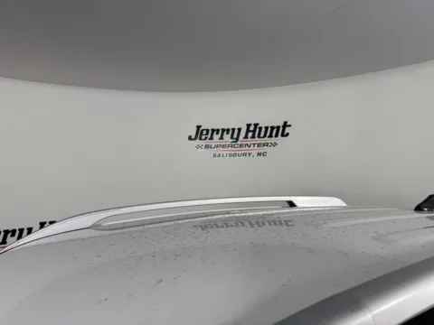More photos of 2021 Hyundai Venue SEL at Jerry Hunt Supercenter - Salisbury, NC