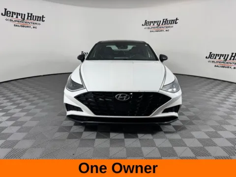 More photos of 2022 Hyundai Sonata SEL Plus at Jerry Hunt Supercenter - Salisbury, NC