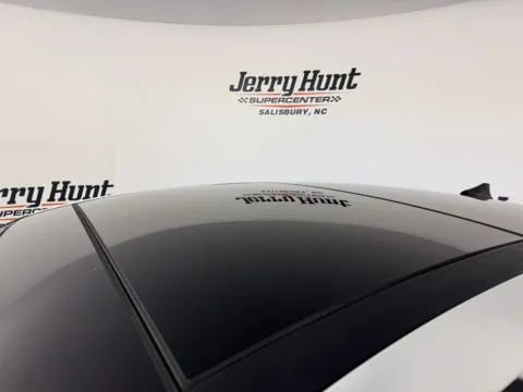 More photos of 2022 Hyundai Sonata SEL Plus at Jerry Hunt Supercenter - Salisbury, NC