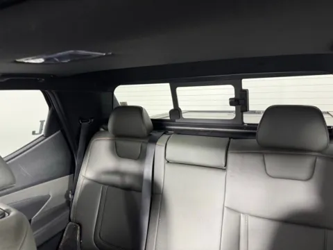 More photos of 2022 Hyundai Santa Cruz Limited at Jerry Hunt Supercenter - Salisbury, NC