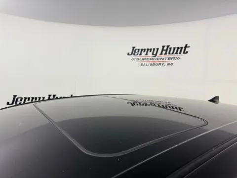 More photos of 2021 Toyota Avalon TRD at Jerry Hunt Supercenter - Salisbury, NC