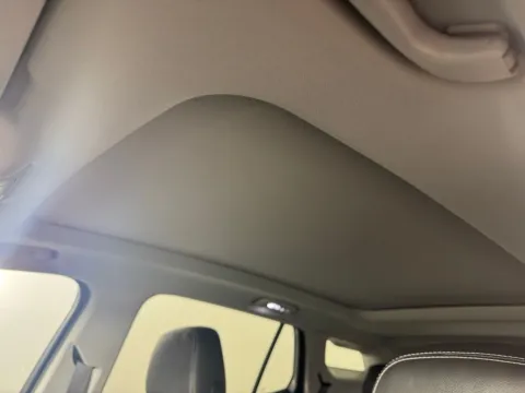 More photos of 2022 GMC Terrain SLT at Jerry Hunt Supercenter - Salisbury, NC