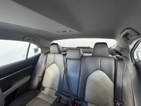 More photos of 2019 Toyota Camry XLE at Jerry Hunt Supercenter - Salisbury, NC